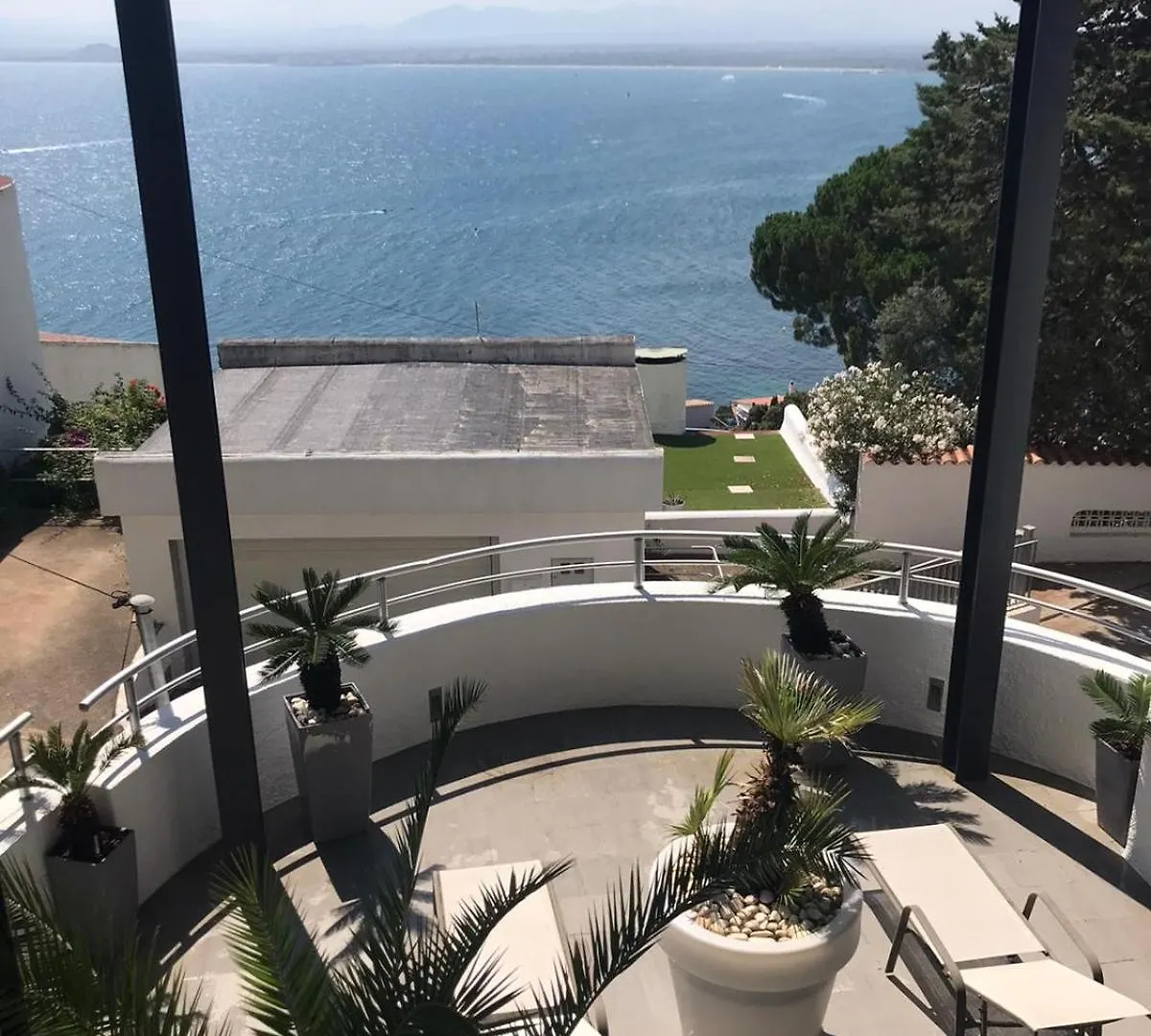 Belle Vue Villa Roses Spain